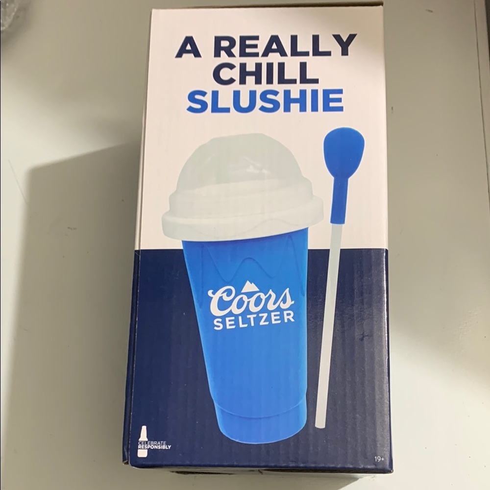Coors Seltzer Slushie Cup with spoon straw NWOT